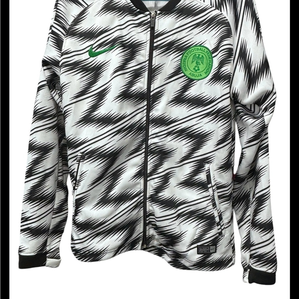 Excellent Condition. No Tag Inside. Size Small - image 1